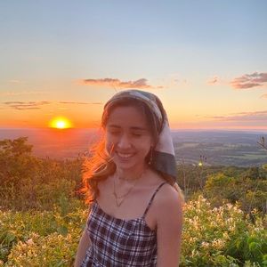 Meet your Posher, Mila